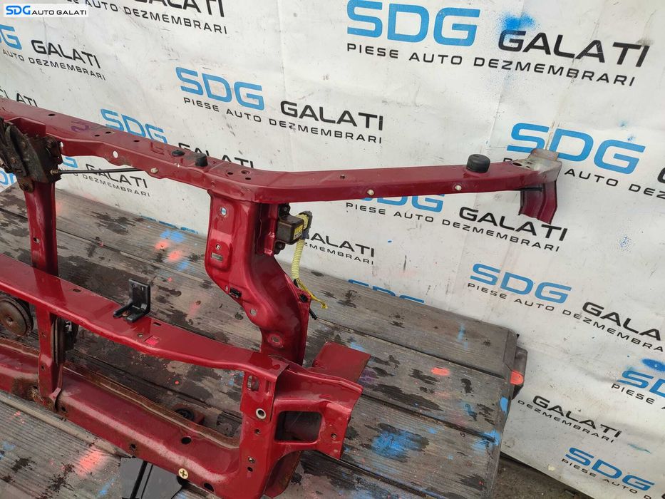 Trager Tragher Panou Frontal Calandru Mitsubishi Outlander 2003 - 2007 [2080]