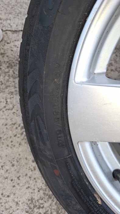 Genti cu cauciucuri noi..pr 16