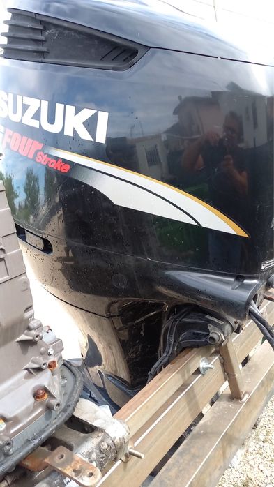 Motor barca suzuki
