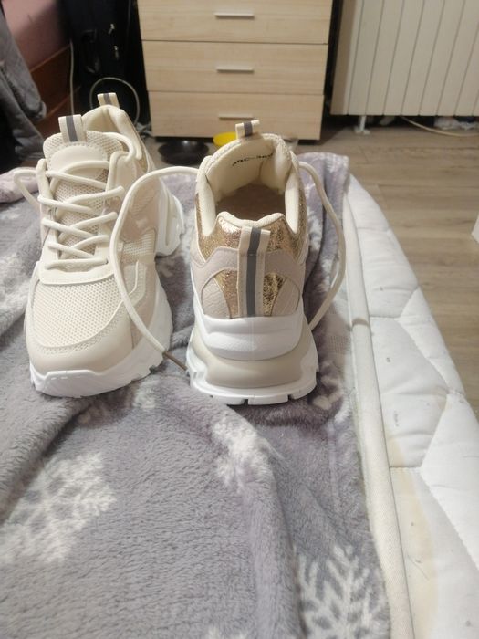 Дамски Маратонки