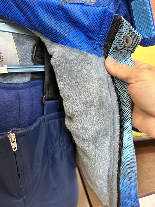 Детский костюм . Комбинезон и куртка