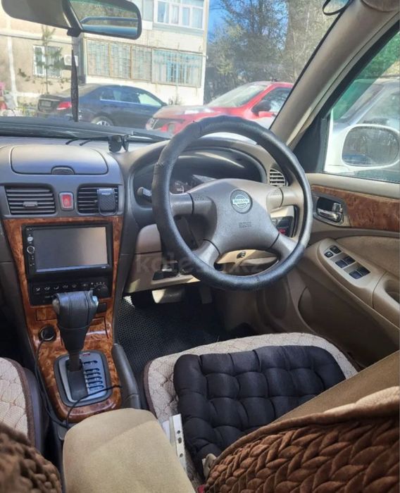 Ниссан Блюберд 2001г