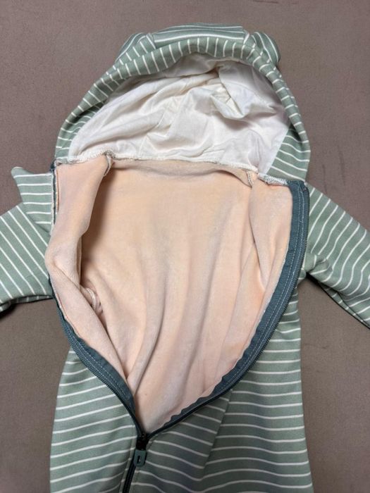 Комбинезон для малыша до года