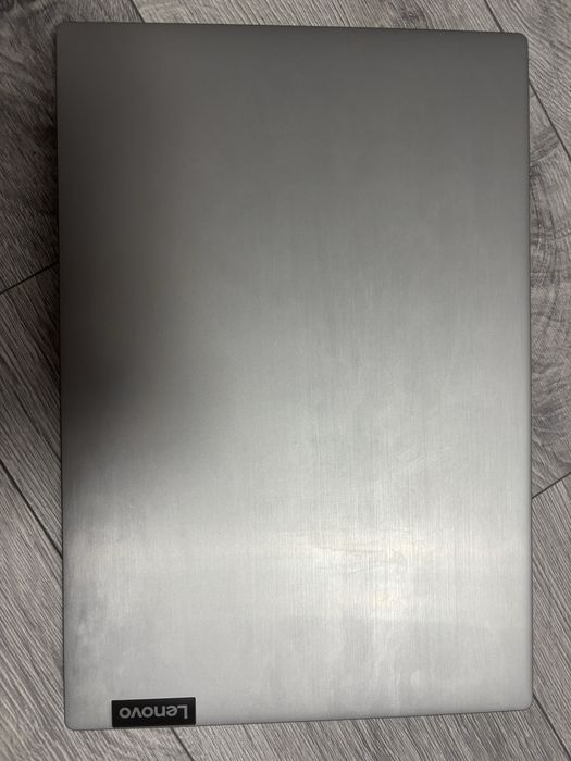 Laptop Lenovo IdeaPad S145-15IKB i5 SSD 256GB cu încărcător