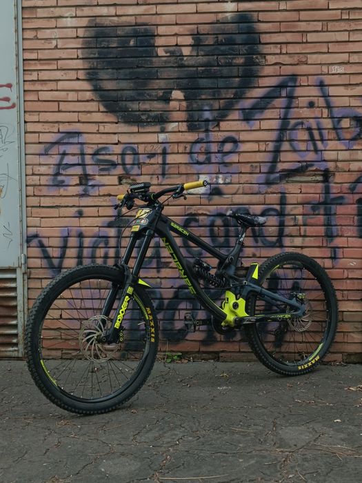 Saracen Myst Pro Carbon Bicicleta Downhill 27.5 L