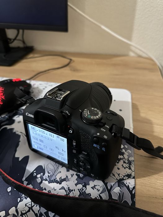 Фотоаппарат canon EOS 2000d