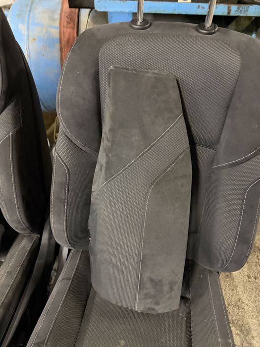 Рекаро салон алкантара за BMW F11 Facelift LCI