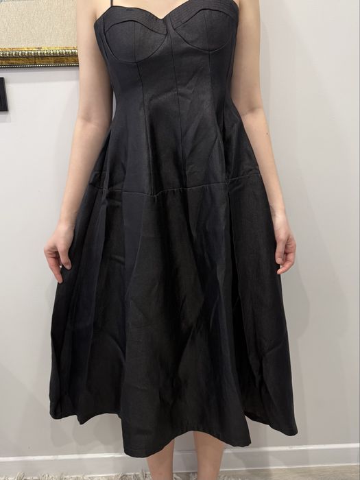 Платье новое с этикеткой