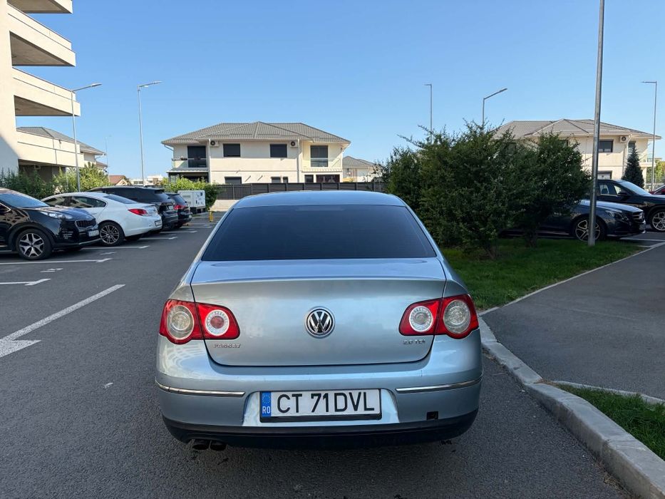 Vând Passat B6 2.0 Diesel