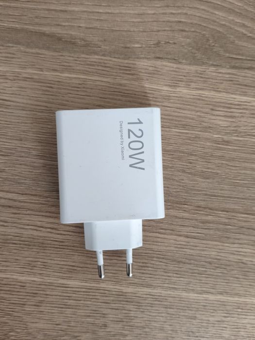 Продам адаптер на 120W бу