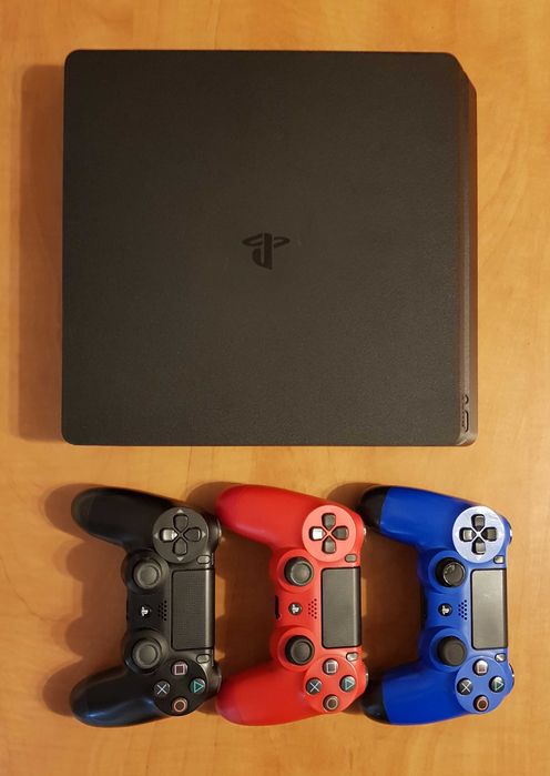 Vand Playstation4 Ps4 Slim 1TB cu 3 Controllere