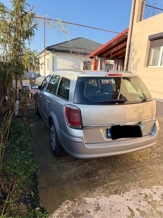 Vand sau dezmembrez Opel Astra h
