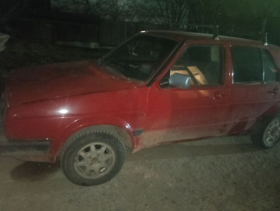Продам гольф 2 1.8 на активном ходу