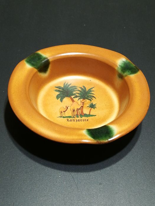 Scrumiera ceramica Camel