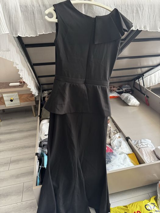 Продам черное платье на выход