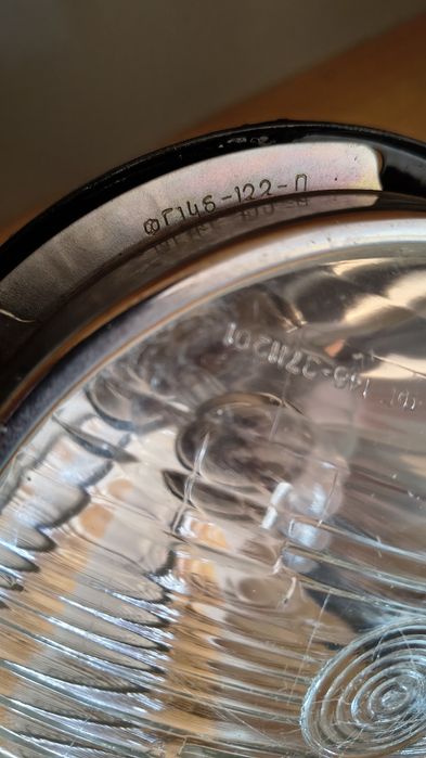 Фар за ВАЗ 2103 2106.