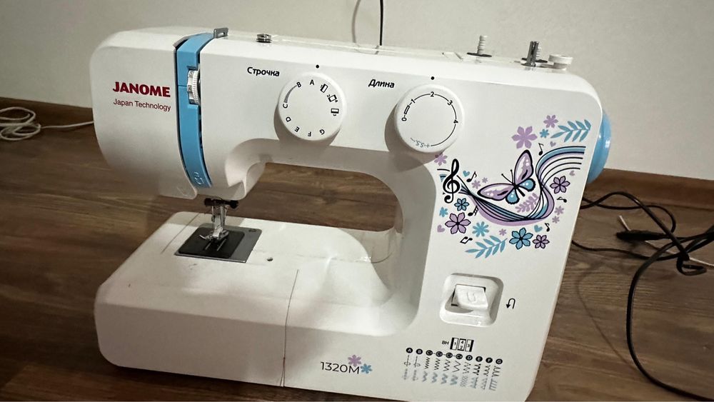 Швейная машина продаю