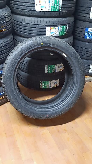 255/45ZR18   BERLIN  TIRES