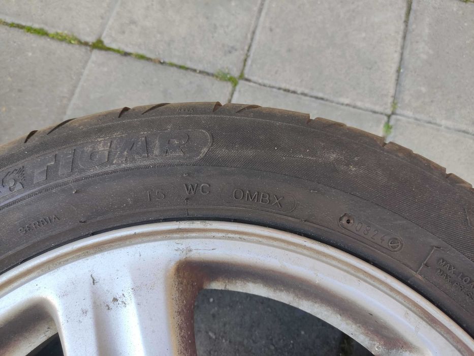 16 5 100 от Subaru с гуми