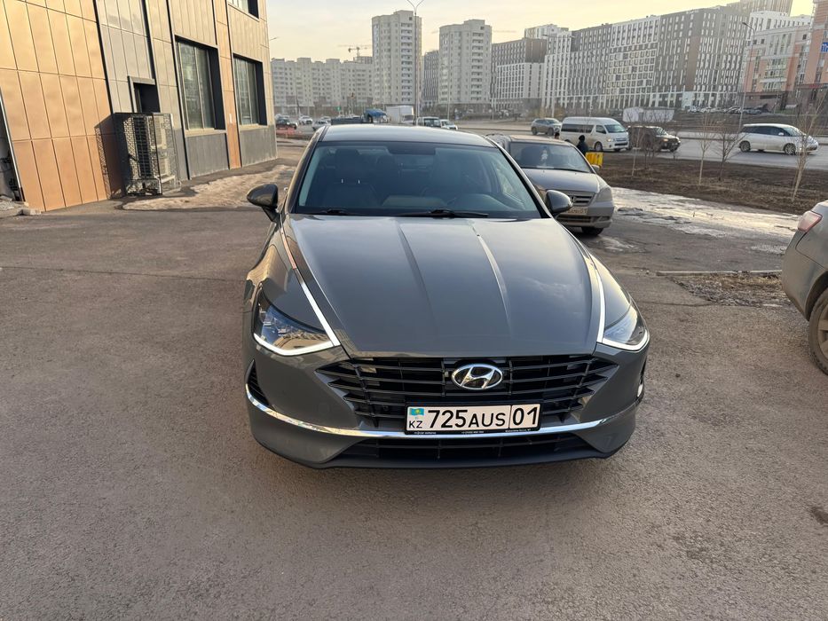 Hyundai sonata 2023 года