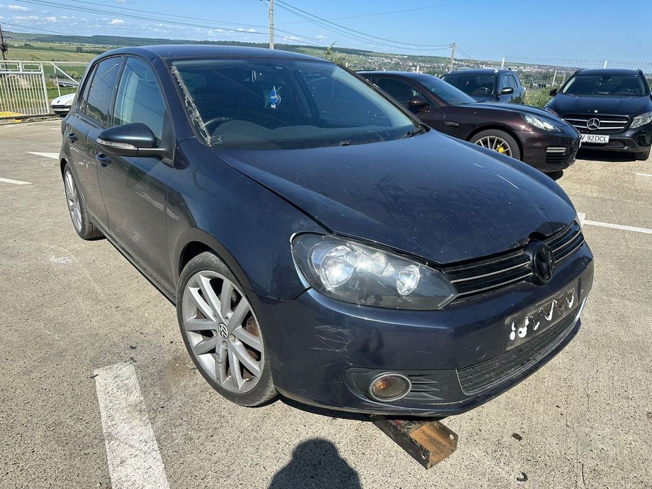 Dezmembrez / Dezmembrari / Piese / Accesorii Vw golf 6 hatchback 2.0 tdi CFFB 2010