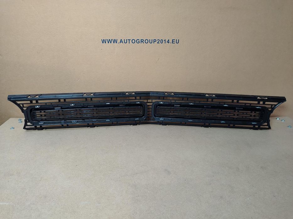 Предна решетка за dodge challenger 2015- 68259754ad