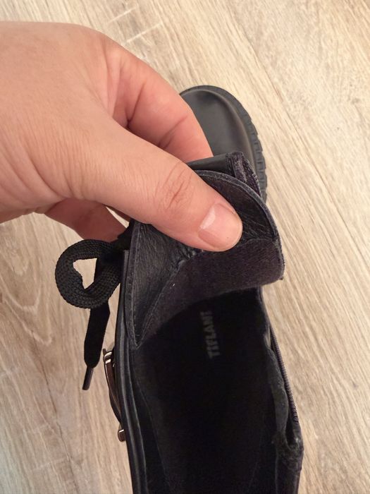 Күздік етік қыз балаға