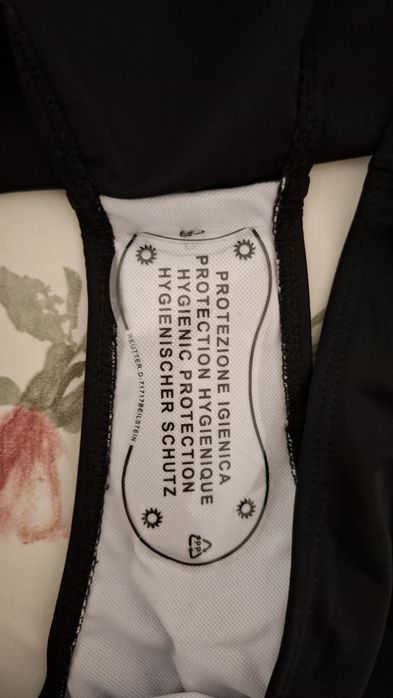 Дамски бански костюм XL