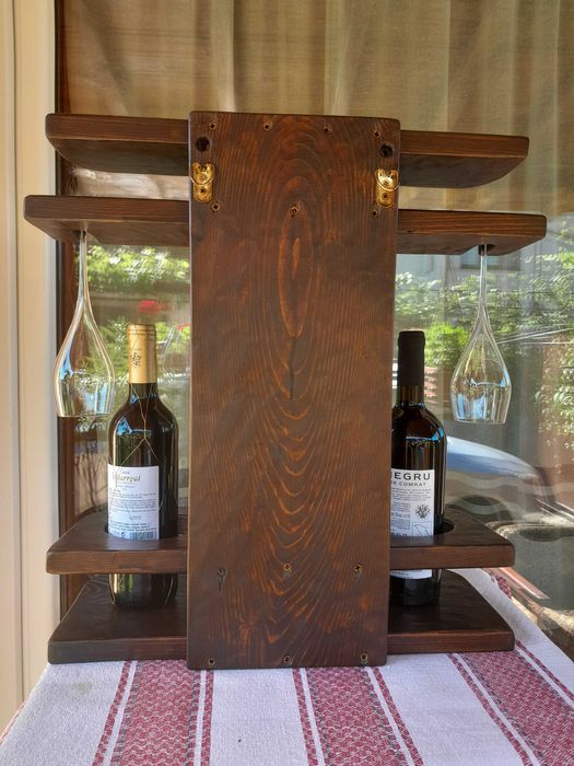 Vand suport pentru sticle de vin