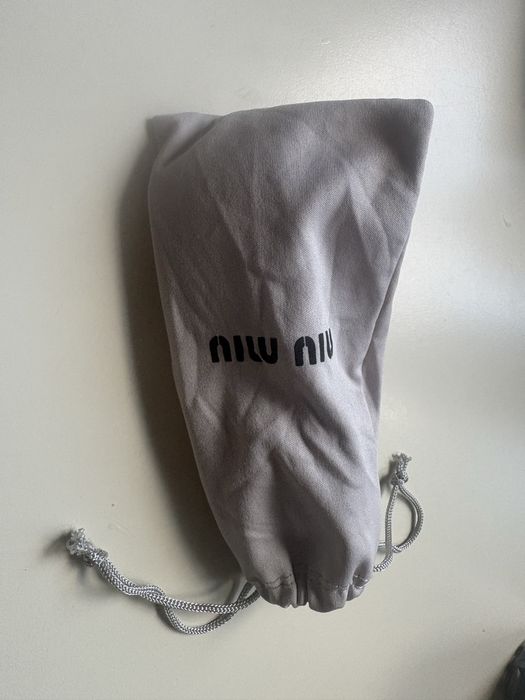 Ochelari de soare miu miu