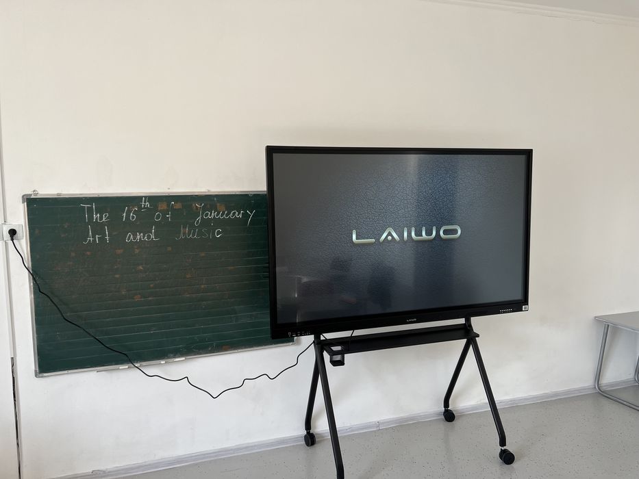 Интерактивная панель 65/75/86/98 дюйм