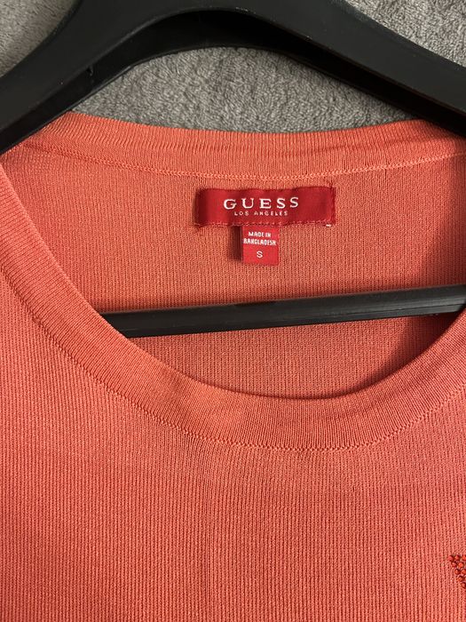 Рокля  на  GUESS
