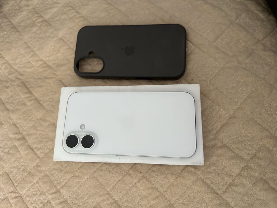 Продам IPhone 16 на 256