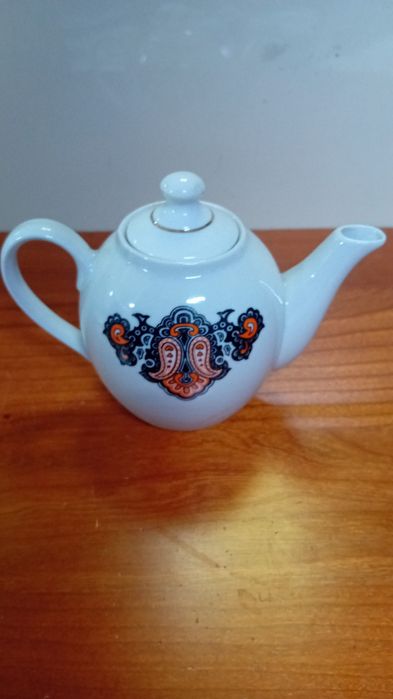 Продам посуду с серванта