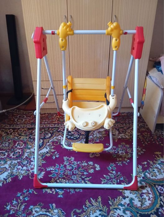 Велосипед. Качели