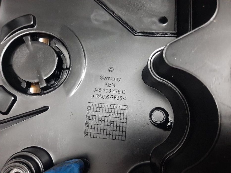 capac culbutori 1.4 tdi  vw polo 9n skoda fabia 2 seat ibiza 045103475c