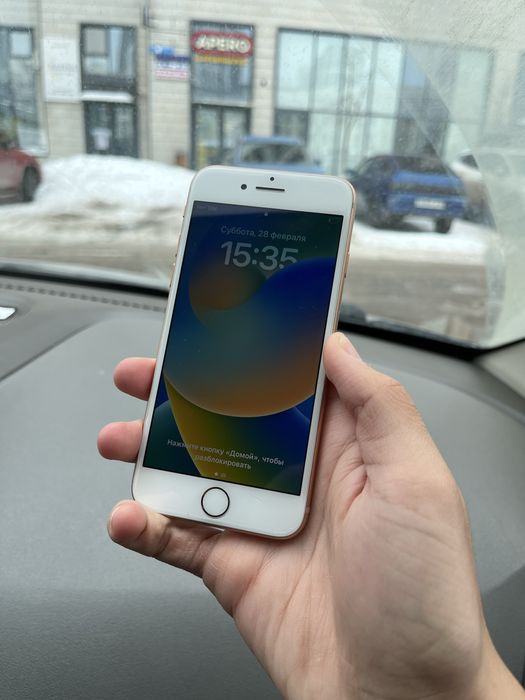 Iphone 8. Память 256.