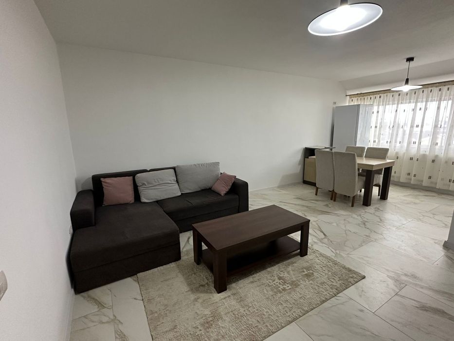 Garsoniera de inchiriat