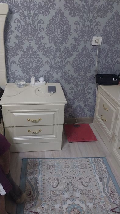 Продается срочно спальний гарнитур