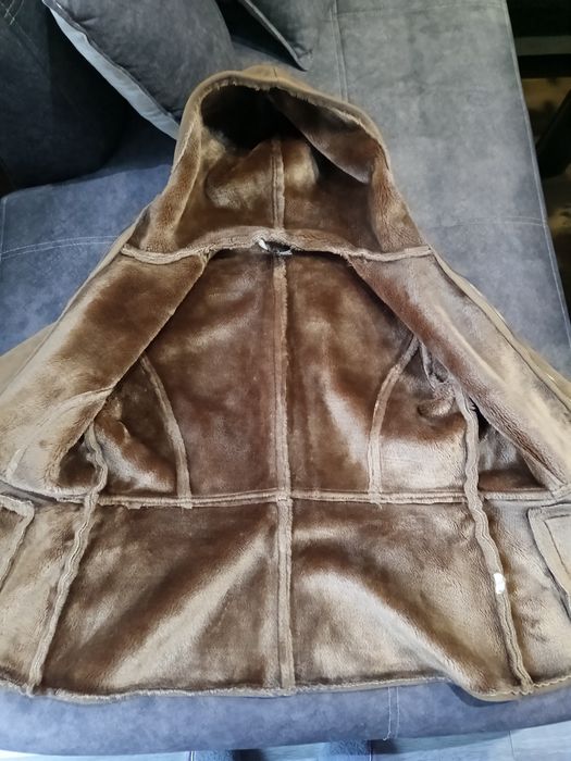 Продавам дамски кожух