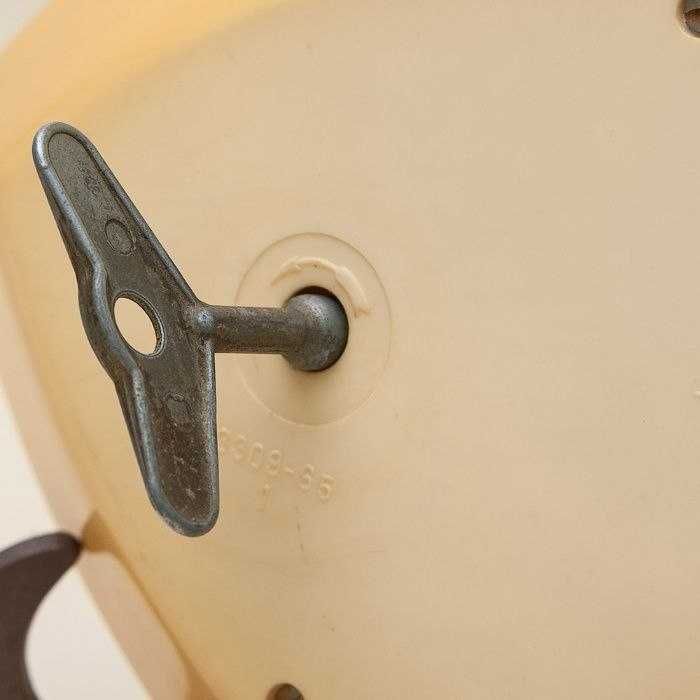 Настенные Механические Часы «Янтарь» 1965 год