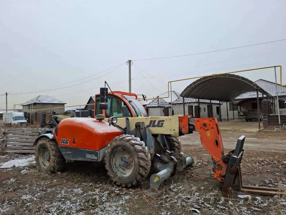 Продам телескопический погрузчик (Маниту)