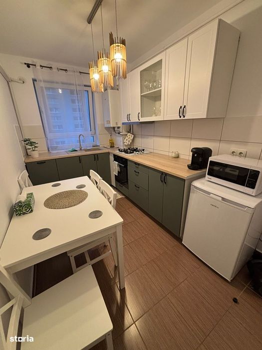 Apartament total decomandat 2 camere cu balcon deschis în Avangarden3