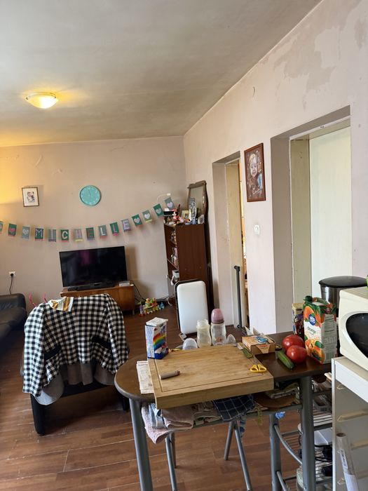 Голяма къща в град Своге