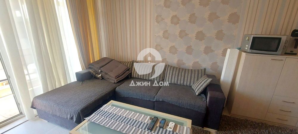 Двустаен апартамент с ГЛЕДКА БАСЕЙН в к-с „Гранд Камелия“, к.к. Слънч