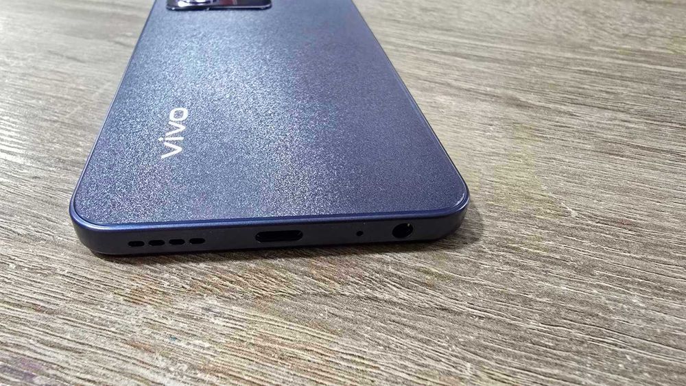 Смартфон Vivo Y35, 256GB, 8GB RAM, 4G