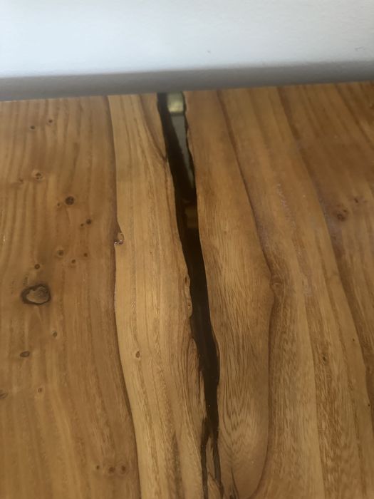 Стол из карагача