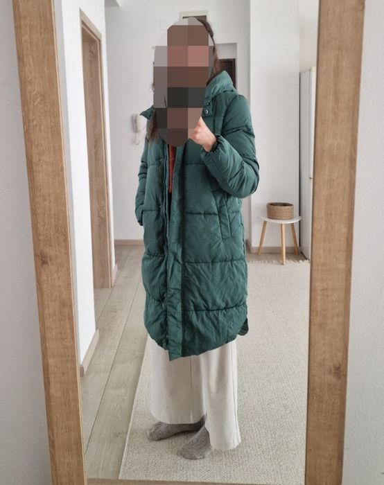 Geaca de iarna Reserved (S / 36) - purtata doar de câteva ori