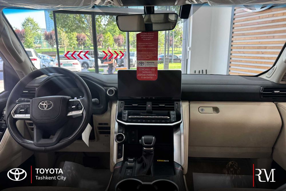 Toyota Land Cruiser 300 Luxury 5 местный