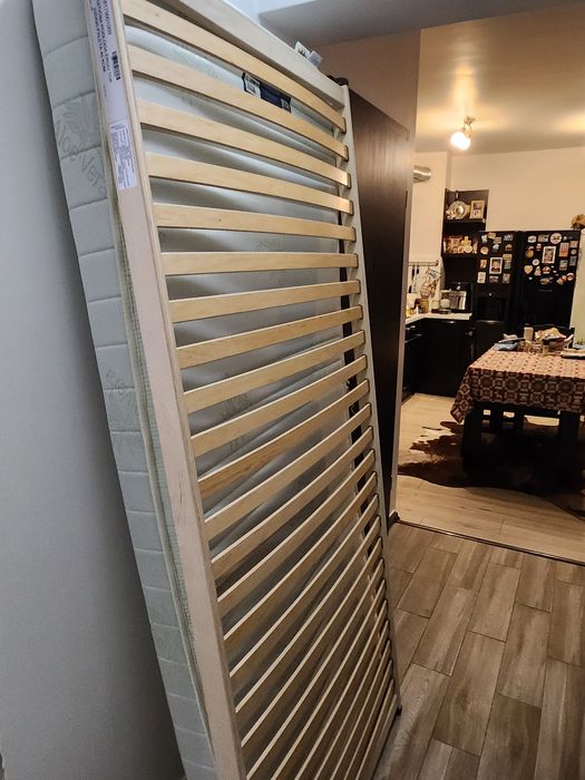 Продавам детско легло